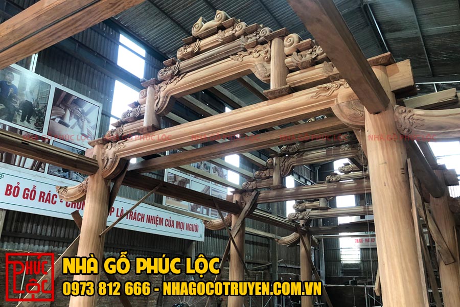 Nhà gỗ 3 gian mái đao lắp dựng tại Quảng Ninh