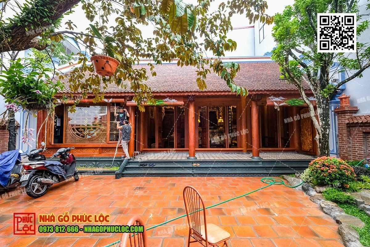 Nhà gỗ 3 gian 1 chái